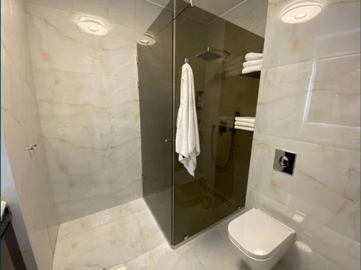 Lux 1-Bedroom Panoramic View Most City Center Area Dnipro Luaran gambar