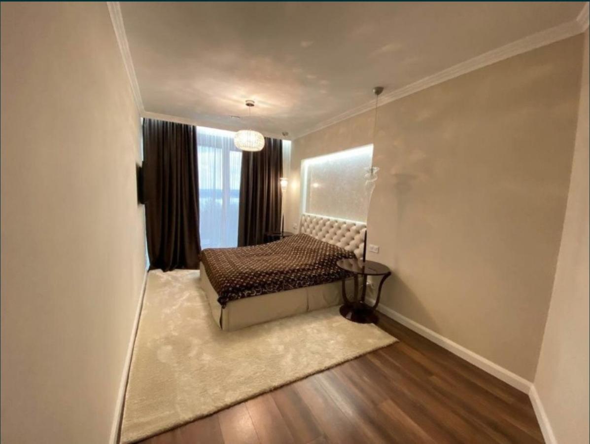 Lux 1-Bedroom Panoramic View Most City Center Area Dnipro Luaran gambar